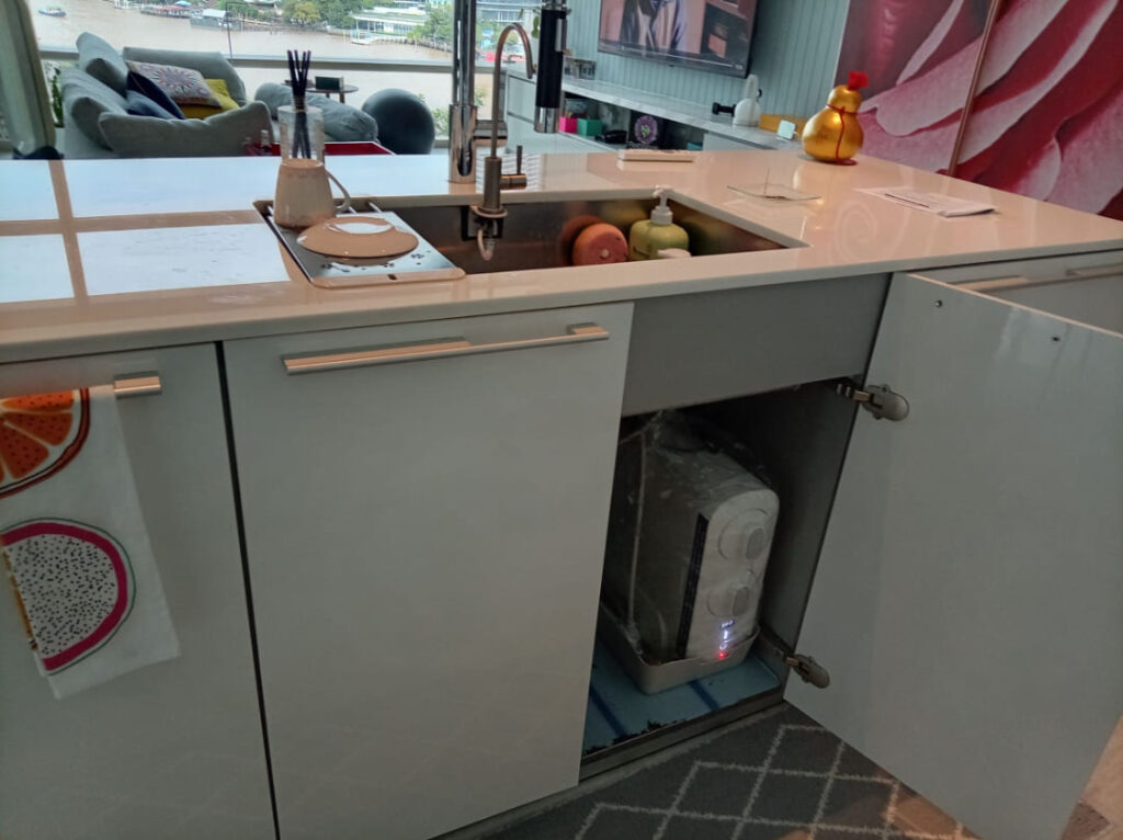 FOUR SEASONS PRIVATE RESIDENCE在住のN様宅でのCKMA浄水器設置後の写真